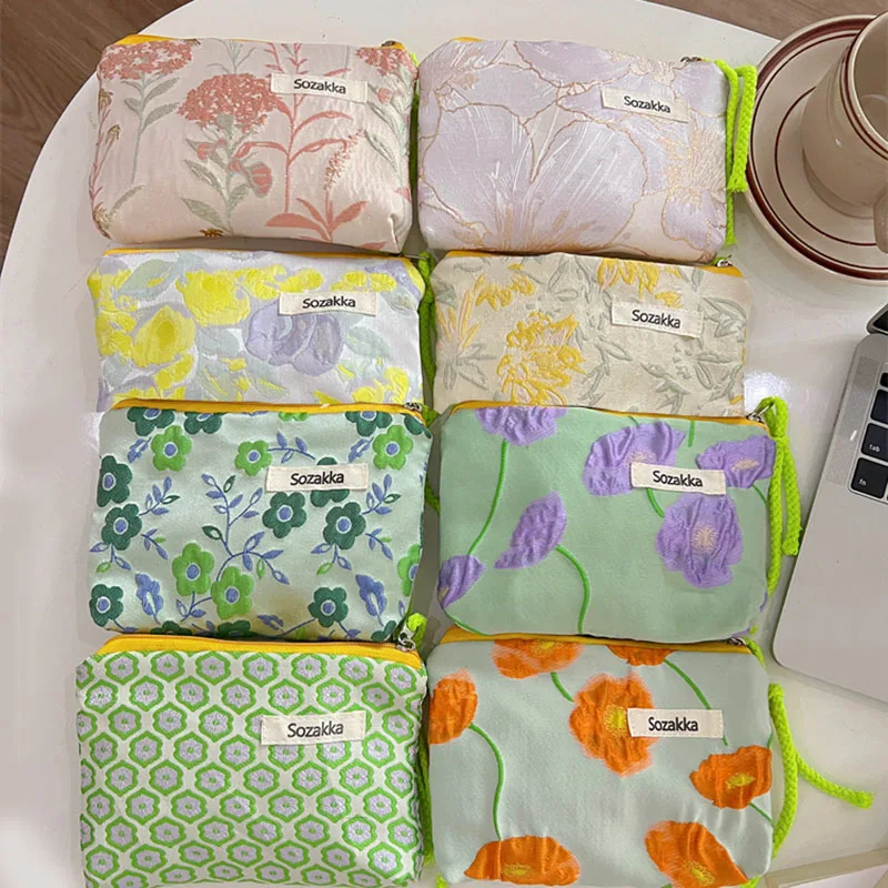 Korean Skincare Routine - Korean Female Floral Purse Zipper Coin
