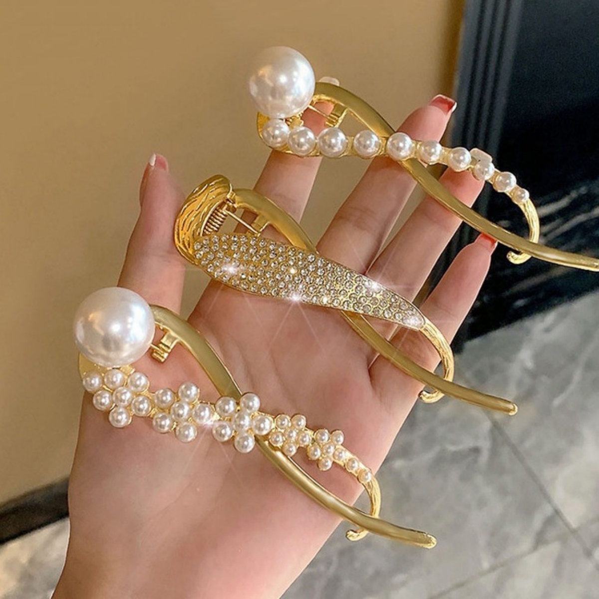 Elegant Glitter Pearl Hair Cli – Lifestyle Of Korean recenzja i cena